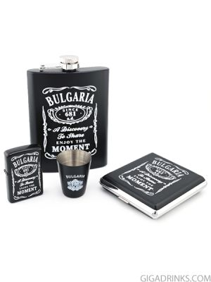 Gift box Bulgaria - flask, cigarette case, petrol lighter and cup